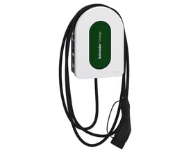Schneider Charge ladestander, set fra siden med et langt sort kabel med T2 stik, hvid og grøn finish.
