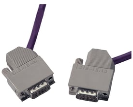 Siemens Profibus stikledning 830-1, 1,5 m lang, med to 9-polede sub-D stik og grå kabinetter med Siemens logo.