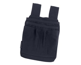 Detaljeret billede af Mascot Benoni hængelommerne i sort CORDURA-materiale med tre åbne lommer.