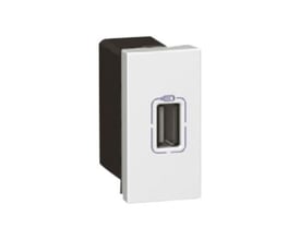 Legrand Mosaic USB strømforsyning type A+C i hvid, 1,5A, 7,5W, 1 modul, viser et enkelt USB-A udtag med batteri-ikon.