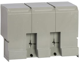 Schneider Electric klemmeafskærmning 4P NS/INS, et gråt plastdæksel med tre sektioner, der dækker terminaler.