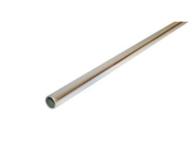 Nærbillede af enden på et Danfoss mellemrør i stål, Ø15 mm x 950 mm, med fokus på rørets åbning.