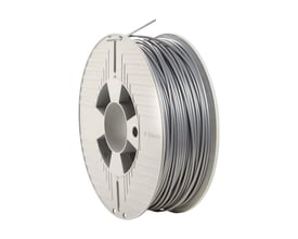 Verbatim PLA 3D printer filament på 1 kg spole med 1,75 mm sølv/metaltråd, isoleret på hvid baggrund.