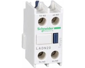 Schneider Electric LADN20 hjælpeblok set bagfra, viser skrueterminaler og mærkatet TeSys på hvid baggrund.