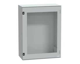 Schneider Electric vægskab 7035 poly med rude, 847x636x300 mm, vist med frontdør lukket og lysere grå finish.