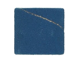 Norton slibering 25x25 P120 R822 i blå med en gylden diagonal revne, velegnet til metal.