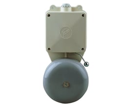 Urmet industriklokke fra Grothe til udendørs brug med 24V AC forsyning og grå klokkeskærm.