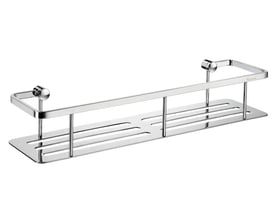 Smedbo Sideline brusekurv i poleret krom med bredde 400 mm, fremstillet af massiv messing med slids-design til afløb.