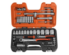 Bahco 1/4" og 1/2" topnøglesæt med 56 dele i en åben, orange og sort plastikkuffert.