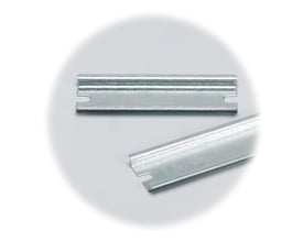 Fibox DIN-35 skinne 35x110x7,2 mm i aluzink, ideel til Piccolo og MNX-systemer.