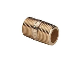 Nærbillede af Viega nippelrør, der fremhæver rødgods materialet og 3/8" gevindet.