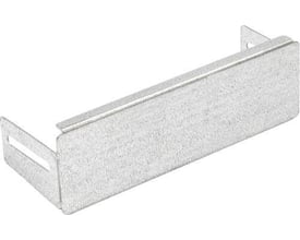 Detaljeret overblik af Wibe endeplade 200 mm FZS, der viser materialets tekstur og monteringsslidser fra en let vinklet position.