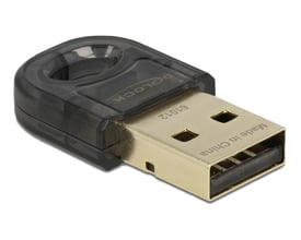 Sort Delock USB 2.0 Bluetooth 5.0 miniadapter set skråt forfra med USB Type-A-stik og løkke i huset.