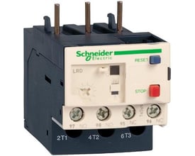 Nærbillede af Schneider Electric TeSys LRD termorelæ, viser frontpanel med reset-knap og markeringer.