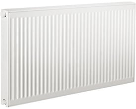 Purmo Ventil Compact CV33 panelradiator, hvid RAL9016, måler H300 mm x L3000 mm med 3 plader og 3 konvektorer, vist på hvid baggrund.