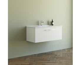 Detaljebillede af Dansani Mido møbelpakke vist fra siden, med fokus på den 101 cm brede, hvide skuffe og vaskens design.