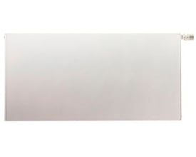 Purmo C 33 hvid radiator 450x2000mm, med tilslutningsnippel i øverste højre hjørne isoleret på hvid baggrund.
