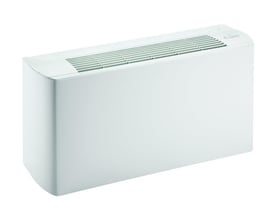 Hvid Clint VXM/VH 343 fancoil med 3,2 kW kølekapacitet, vist skråt forfra med luftgitteret øverst.