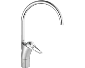 FMM 9000E II køkkenarmatur i blank krom med høj, buet C-svingtud og ergonomisk håndtag.
