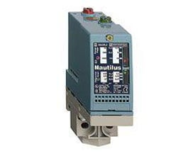 Schneider Electric pressostat til trykregulering, model XMLB010A2S11, med 0,7-10 BAR justerbart område og 1/4" BSP hun-tilslutning.