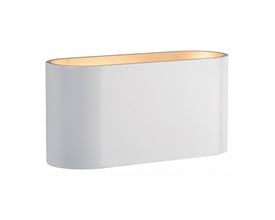 SpectrumLED Squalla G9-væglampe i hvid aluminium med aflang, afrundet form og åbning øverst.