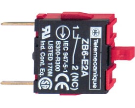 Schneider Electric ZB6-E2B Telemekanique kontaktelement med 2 poler (NC) og tydelige mærkninger som UL, CE og IEC godkendelser.