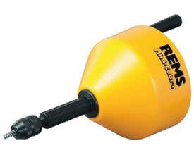 Nærbillede af REMS Mini-Cobra rørrenserens gule spiraltromle med udvendig betjeningshåndtag og spiral.