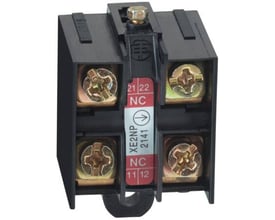 Schneider Electric XE2NP3141 kontaktelement med 2 NC kontakter og tydelig mærkning for tilslutning.