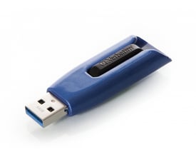 Verbatim Store 'n' Go V3 MAX 64GB USB 3.0 hukommelsesnøgle i blå med udtrækkelig USB-stik og mærket '64GB'.