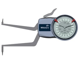 Mitutoyo analog skydelære til indvendige målinger, 2,8-3,6 tommer, med IP65 mærkning og præcisionsmåler.