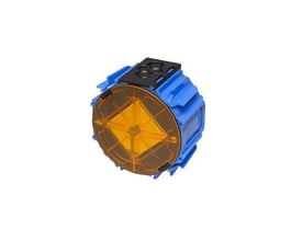 KK Sourcing indmuringsdåse til kabler, 1 modul, med en diameter på 82mm, udført i halogenfri plast med blå yderside og orange låg.