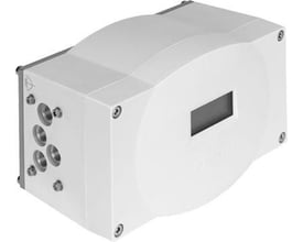 Festo positionsregulator CMSX-P-S-C-U-F1-S-130-A med tydelig Festo-logo og display viser dens hvide, rektangulære design med pneumatiske tilslutninger.