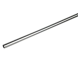 Nærbillede af et 2,75 meter langt Purus forkromet kobberrør på 15 mm, der viser den glatte, blanke overflade og rørets ende.