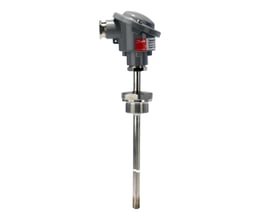 Detaljeret billede af Danfoss MBT 5252 temperaturfølerens label, der viser produktinformation som temperaturføler og modelkode.
