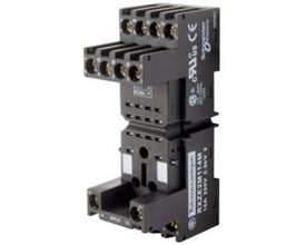 Detaljeret vinkel af Schneider Electric relæsokkel RXZE2M114, viser mærkninger som IEC, NEMA og produktinformation.