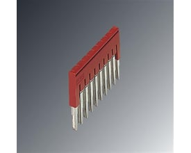 Sidebillede af Phoenix Contact FBS 10-4 rød indlægsbro med 10 poler og 4,2 mm deling på mørkegrå baggrund.