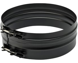 Metalbestos Wood forstærkning i sort stål, 100mm diameter, med justerbare spænder, ideel til fritstående skorstenshøjde.