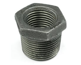 Unico Nippelmuffe i sort metal med udvendigt gevind på 2 tommer og indvendigt gevind på 3/4 tomme.