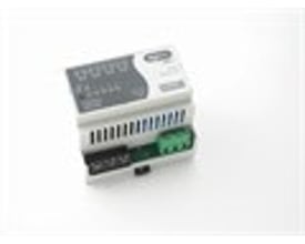 Helvar Digidim 494 relæenhed til DIN-skinnemontering med 4x10A relæer på hvid baggrund, viser tilslutningsklemmer.