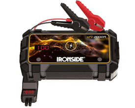 Ironside startbooster og powerbank til 12 V, 12.000 mAh, med røde og sorte startklemmer og synligt display.