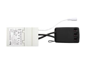 SG Armaturen Sense Driver 26W med 700mA, 3000LM og DALI-styring, vist med Linect-tilslutning på hvid baggrund.