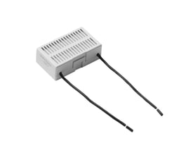 Shelly Bypass til Shelly Dimmer 2, en hvid 230 V-tilbehørsenhed med ventilationsriller og to sorte ledninger.