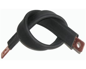 Cubic Cu-flex skinne FB240672 i sort gummi med tilslutningsøjer i kobber, bundet i en cirkel.