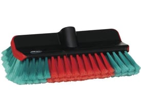 Vikan vaskebørste med vandgennemløb, sort og rød/blå bløde spaltede børstehår, 275mm bred, med gummikant.