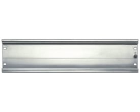Siemens Simatic standard DIN-skinne i metal, 35mm bred og 530mm lang, med monteringshuller og en bolt på siden.