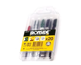 Ironsides stiksavklingesæt med 20 dele ses tættere på i plastæsken med klingerne synlige bag etiketten.