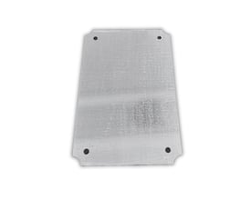 Montageplade i galvaniseret stål, 161 x 255,5 mm, med fire forborede huller og afrundede hjørner på hvid baggrund.