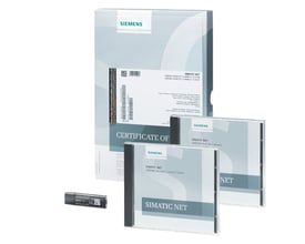 Siemens SIMATIC NET opgraderingslicens med USB-nøgle og to software-CD'er vist på hvid baggrund.