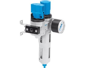 Festo serviceenhedskombination LFR-1/2-D-MIDI-KC-A med trykmåler, blå drejeknapper og monteringsbeslag på hvid baggrund.