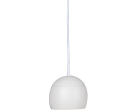Hvid Globe G2-pendel fra Hide-a-lite med rund, skålformet skærm og langt ophængskabel.